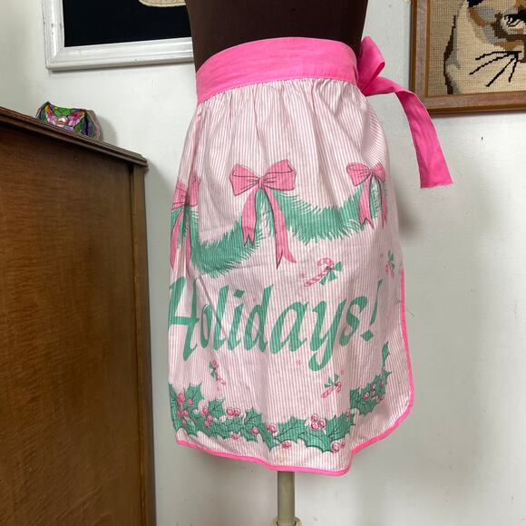 Vintage Pastel Christmas Apron, 1960s Neon Pink & Mint Green Half Apron - Picture 4 of 6